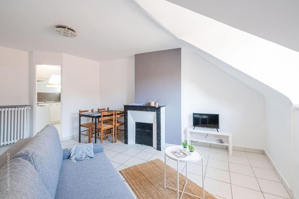 Le Pigeonnier, Vue Sur Les Toits Apartment